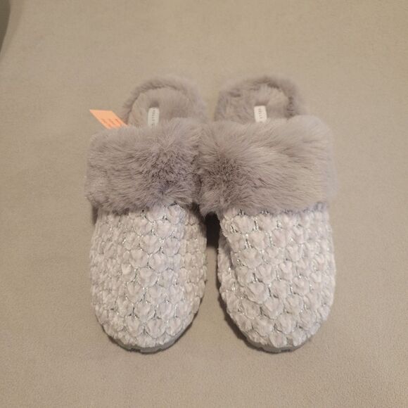 Vegan Fur Lined Slip-On Memory Foam Slippers Katie & Kelly  Sz. M 7/8 - Picture 1 of 4